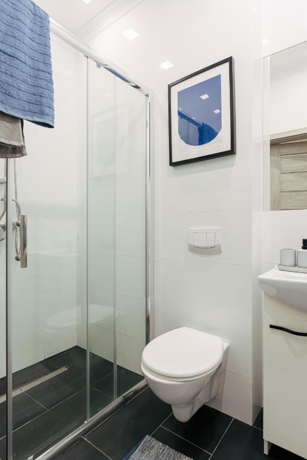 Apartamenty Wyspa Solna By Vacation Rental - Basen, Sauna, Jacuzzi, Silownia W Cenie Kolobrzeg Dış mekan fotoğraf